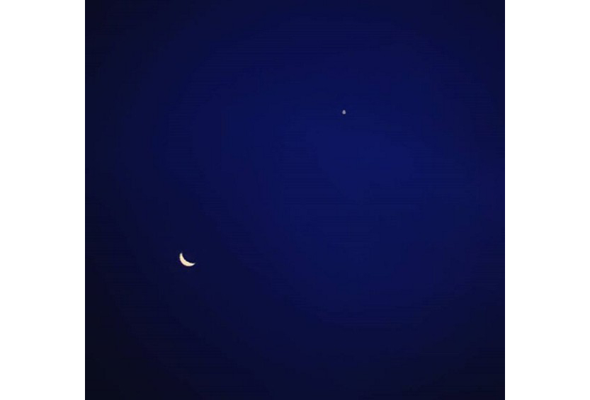 луна и звезда